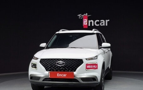 Hyundai Venue I, 2021 год, 1 550 000 рублей, 2 фотография