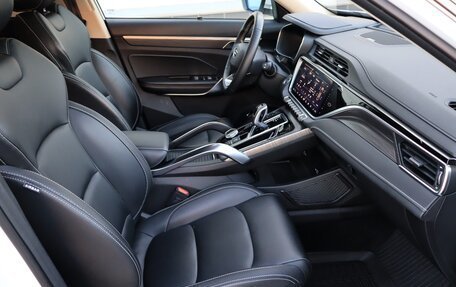 Geely Atlas, 2022 год, 1 777 000 рублей, 9 фотография