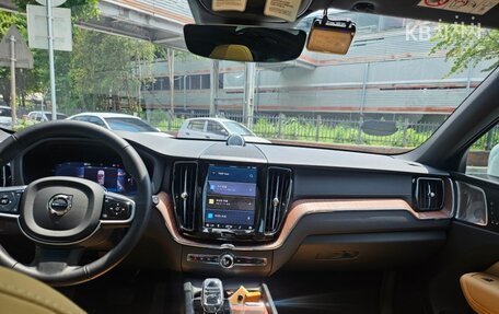 Volvo XC60 II, 2021 год, 2 400 013 рублей, 9 фотография