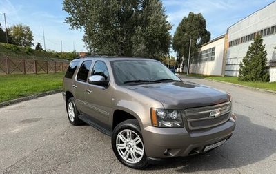 Chevrolet Tahoe III, 2012 год, 2 080 000 рублей, 1 фотография