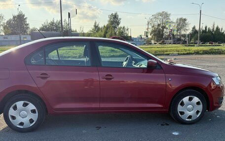 Skoda Rapid I, 2014 год, 1 000 000 рублей, 4 фотография