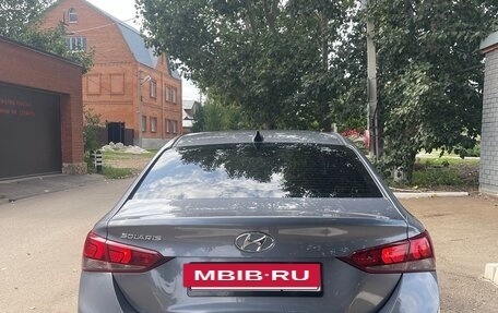 Hyundai Solaris II рестайлинг, 2018 год, 1 360 000 рублей, 8 фотография
