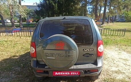 Chevrolet Niva I рестайлинг, 2012 год, 650 000 рублей, 4 фотография