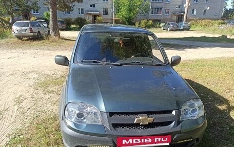 Chevrolet Niva I рестайлинг, 2012 год, 650 000 рублей, 2 фотография