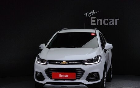 Chevrolet Trax, 2022 год, 1 365 000 рублей, 3 фотография
