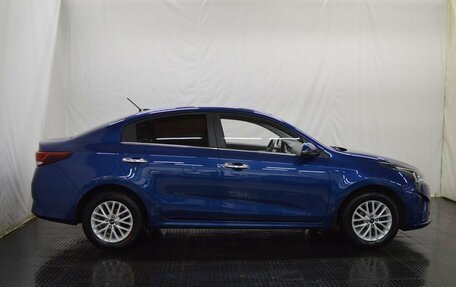 KIA Rio IV, 2021 год, 1 875 000 рублей, 4 фотография