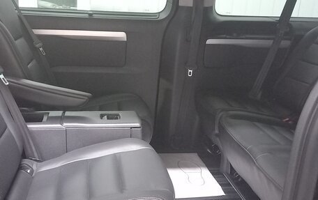 Peugeot Traveller I, 2019 год, 3 250 000 рублей, 4 фотография