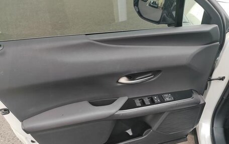 Lexus UX I, 2020 год, 2 290 200 рублей, 19 фотография