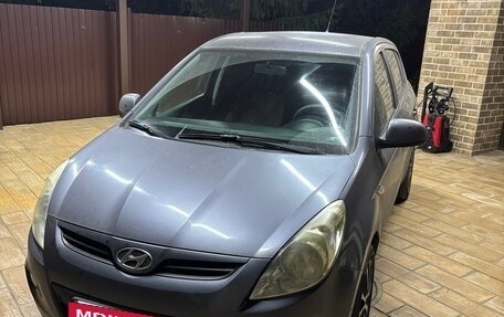 Hyundai i20 IB рестайлинг, 2010 год, 600 000 рублей, 2 фотография