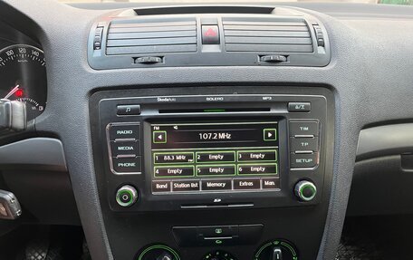 Skoda Octavia, 2010 год, 680 000 рублей, 14 фотография