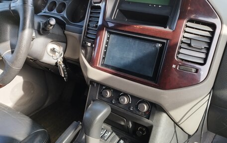 Mitsubishi Pajero III рестайлинг, 2000 год, 1 100 000 рублей, 11 фотография