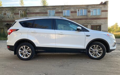 Ford Kuga III, 2017 год, 1 700 000 рублей, 3 фотография