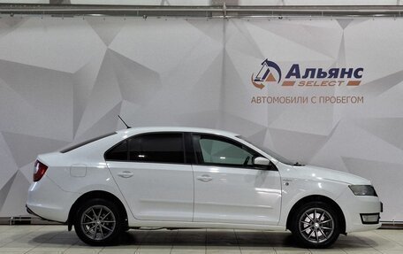 Skoda Rapid I, 2015 год, 850 000 рублей, 2 фотография