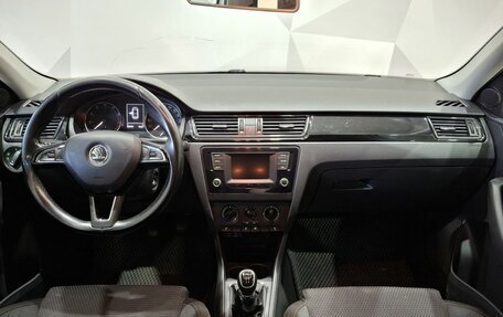 Skoda Rapid I, 2015 год, 850 000 рублей, 9 фотография