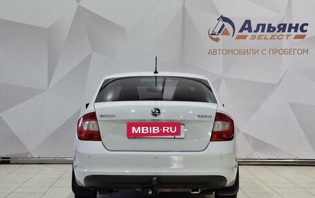 Skoda Rapid I, 2015 год, 850 000 рублей, 4 фотография