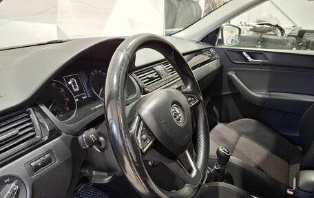 Skoda Rapid I, 2015 год, 850 000 рублей, 24 фотография