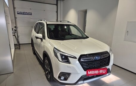 Subaru Forester, 2023 год, 4 499 000 рублей, 3 фотография