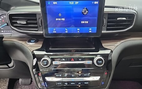 Ford Explorer VI, 2022 год, 2 780 000 рублей, 10 фотография