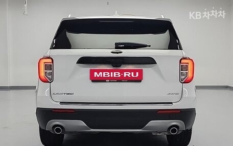 Ford Explorer VI, 2022 год, 2 780 000 рублей, 3 фотография