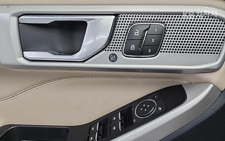 Ford Explorer VI, 2022 год, 2 780 000 рублей, 17 фотография