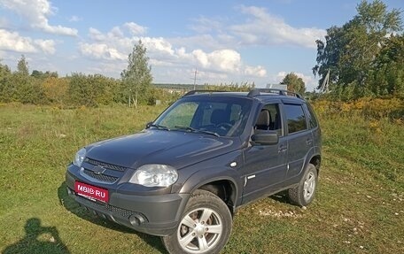 Chevrolet Niva I рестайлинг, 2013 год, 500 000 рублей, 1 фотография