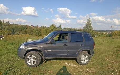 Chevrolet Niva I рестайлинг, 2013 год, 500 000 рублей, 2 фотография