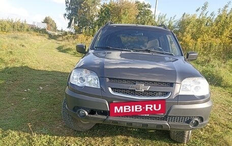 Chevrolet Niva I рестайлинг, 2013 год, 500 000 рублей, 3 фотография