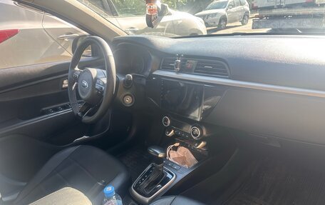 KIA Rio IV, 2018 год, 1 350 000 рублей, 4 фотография