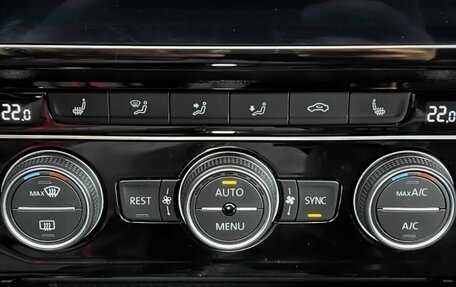 Volkswagen Passat B8 рестайлинг, 2018 год, 2 680 000 рублей, 8 фотография