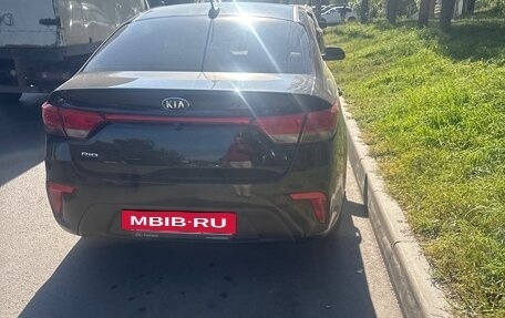 KIA Rio IV, 2018 год, 1 350 000 рублей, 3 фотография