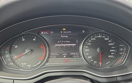 Audi A4, 2018 год, 3 600 000 рублей, 6 фотография