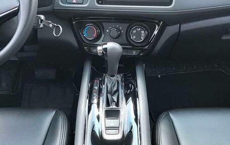 Honda Vezel, 2020 год, 1 348 000 рублей, 11 фотография