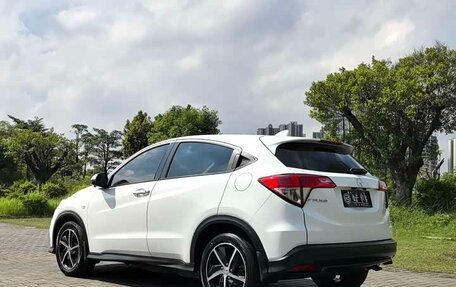 Honda Vezel, 2020 год, 1 348 000 рублей, 17 фотография