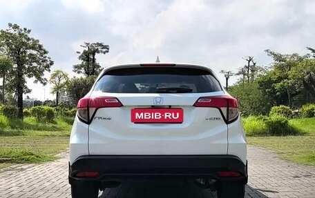 Honda Vezel, 2020 год, 1 348 000 рублей, 16 фотография