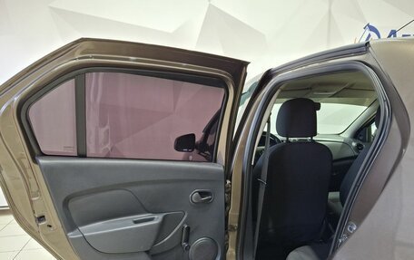 Renault Logan II, 2019 год, 600 000 рублей, 23 фотография