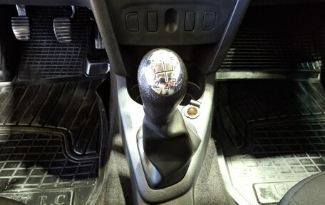 Renault Logan II, 2019 год, 600 000 рублей, 29 фотография