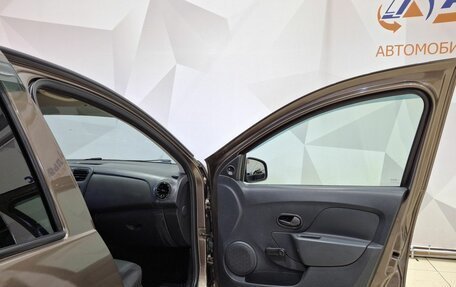 Renault Logan II, 2019 год, 600 000 рублей, 26 фотография