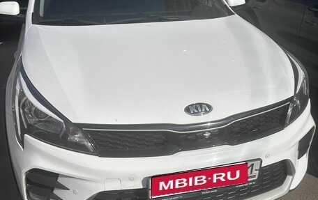 KIA Rio IV, 2021 год, 1 590 000 рублей, 1 фотография