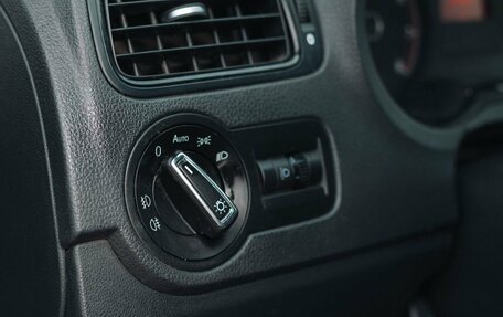 Volkswagen Polo VI (EU Market), 2013 год, 649 000 рублей, 14 фотография