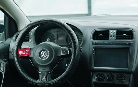 Volkswagen Polo VI (EU Market), 2013 год, 649 000 рублей, 11 фотография