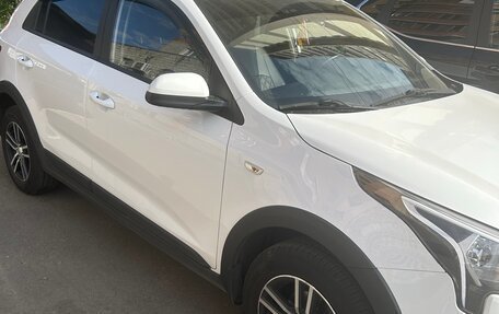 KIA Rio IV, 2021 год, 1 590 000 рублей, 2 фотография