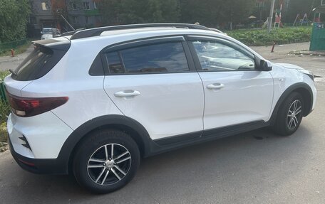 KIA Rio IV, 2021 год, 1 590 000 рублей, 5 фотография