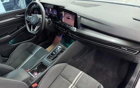 Volkswagen Golf VIII, 2021 год, 1 512 000 рублей, 17 фотография