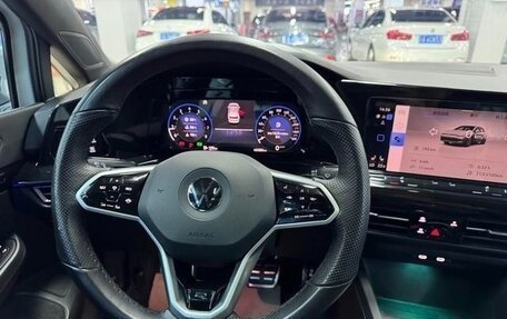 Volkswagen Golf VIII, 2021 год, 1 512 000 рублей, 16 фотография