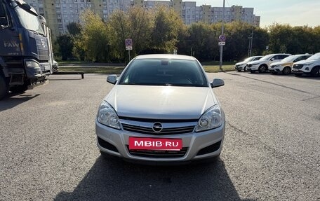 Opel Astra H, 2010 год, 755 000 рублей, 2 фотография