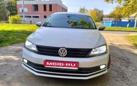 Volkswagen Jetta VI, 2016 год, 1 650 000 рублей, 2 фотография