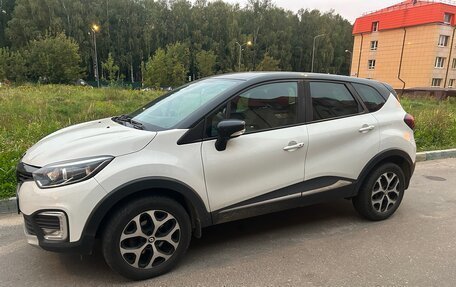 Renault Kaptur I рестайлинг, 2020 год, 1 750 000 рублей, 1 фотография