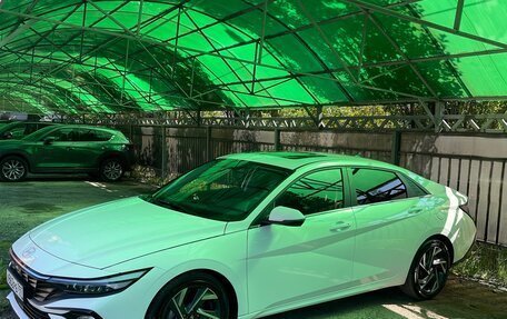 Hyundai Elantra, 2023 год, 2 350 000 рублей, 19 фотография