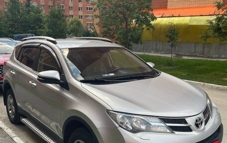 Toyota RAV4, 2015 год, 1 950 000 рублей, 7 фотография