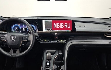 Toyota Crown, 2023 год, 3 979 410 рублей, 18 фотография